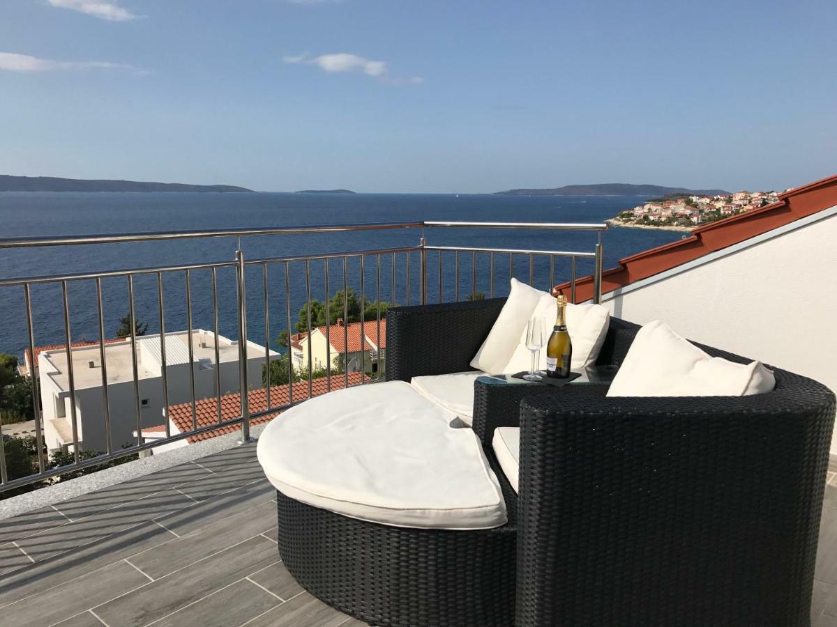 Ferienhaus Ivanka Apartment Trogir Exterior photo